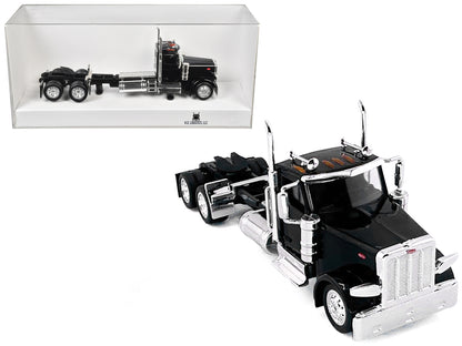 Peterbilt 589 2-Axel Day Cab Black 1/87 (HO) Plastic Model Car