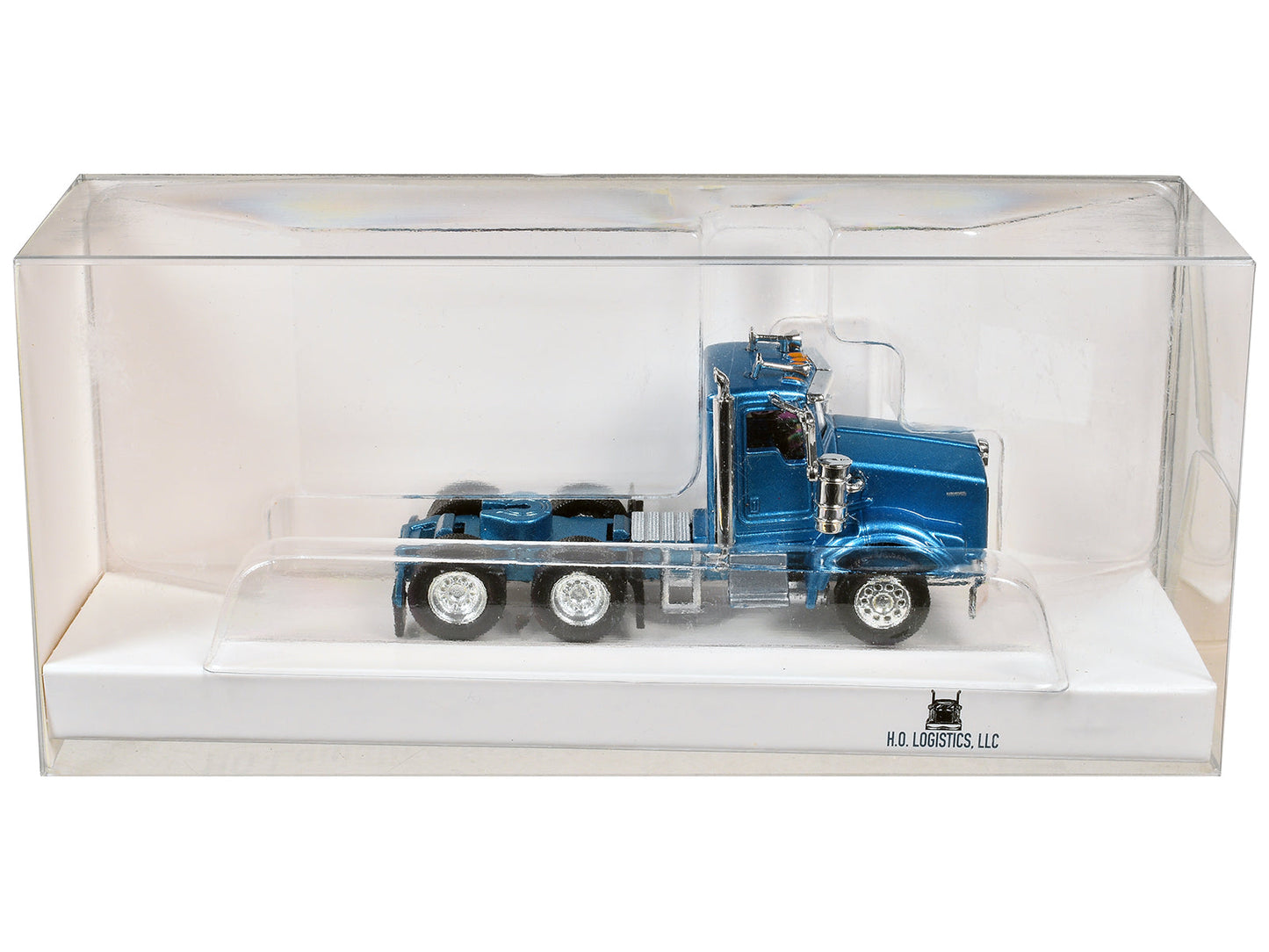 Kenworth T800 Day Cab Blue Metallic 1/87 (HO) Scale Plastic Model Car