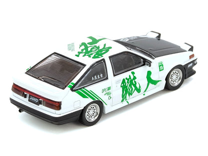 Toyota Sprinter Trueno (AE86) RHD (Right Hand Drive) #15 "Keiichi Tsuchiya" White with Green Graphics 1/64 Diecast Model Car
