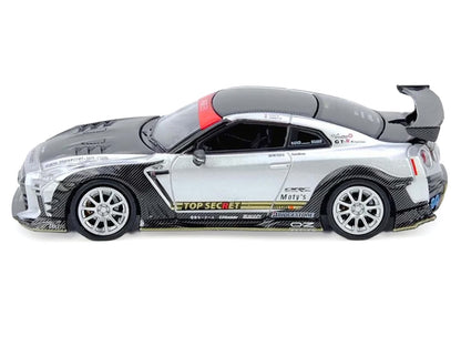Nissan GT-R (R35) Top Secret RHD (Right Hand Drive) Silver Metallic with Carbon Hood and Top "Tokyo Auto Salon Hong Kong 2025 Event Edition" 1/64 Diecast Model Car