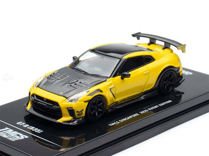 Nissan GT-R (R35) RHD (Right Hand Drive) Yellow with Carbon Hood and Black Top "The Model Car Show Singapore 2025 Event Edition" 1/64 Diecast Model Car