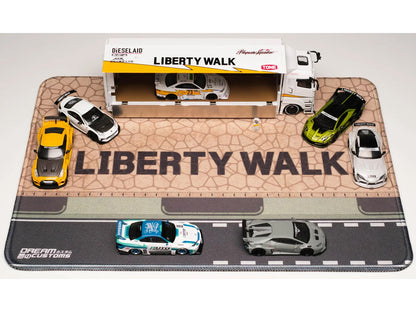 Desktop Display Mat "Liberty Walk"