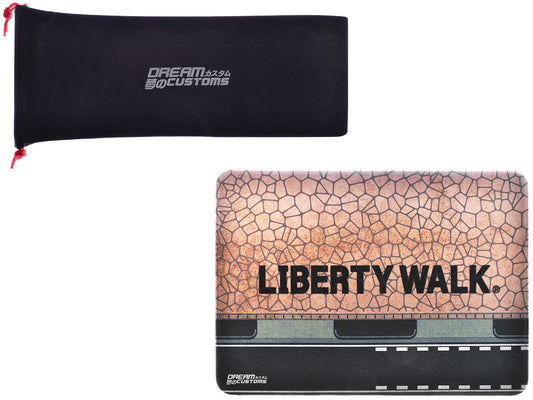 Desktop Display Mat "Liberty Walk"