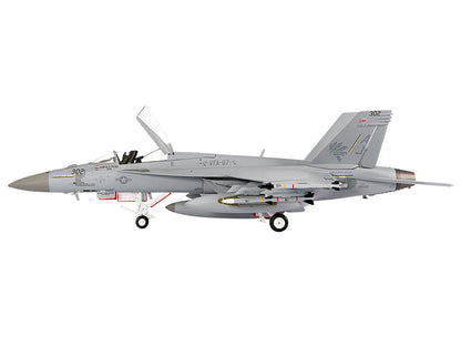 Boeing F/A-18E Super Hornet Aircraft "VFA-87 Golden Warriors USS George H. W. Bush" (2017) United States Navy 1/72 Diecast Model