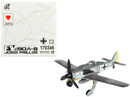 Focke-Wulf Fw 190A-8 Fighter Aircraft "JG 26 Schlageter France" (1945) German Luftwaffe 1/72 Diecast Model