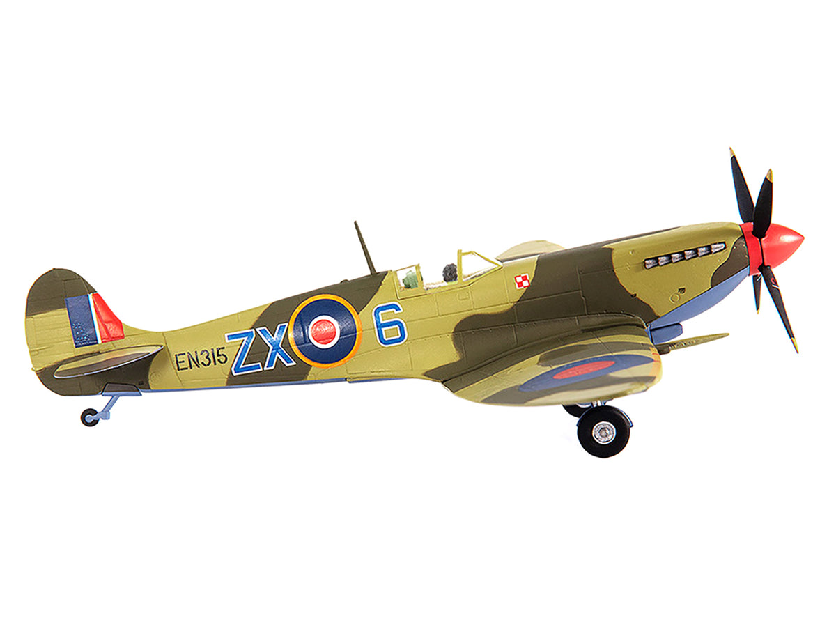 Supermarine Spitfire MK IXC Fighter Aircraft "Royal Air Force Ldr. Stanislav Skalsk Polish Combat Team North Africa" (1943) 1/72 Diecast Model
