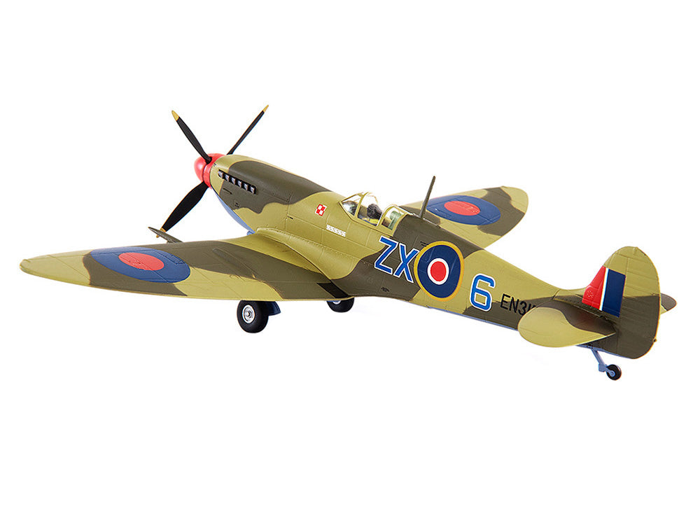 Supermarine Spitfire MK IXC Fighter Aircraft "Royal Air Force Ldr. Stanislav Skalsk Polish Combat Team North Africa" (1943) 1/72 Diecast Model