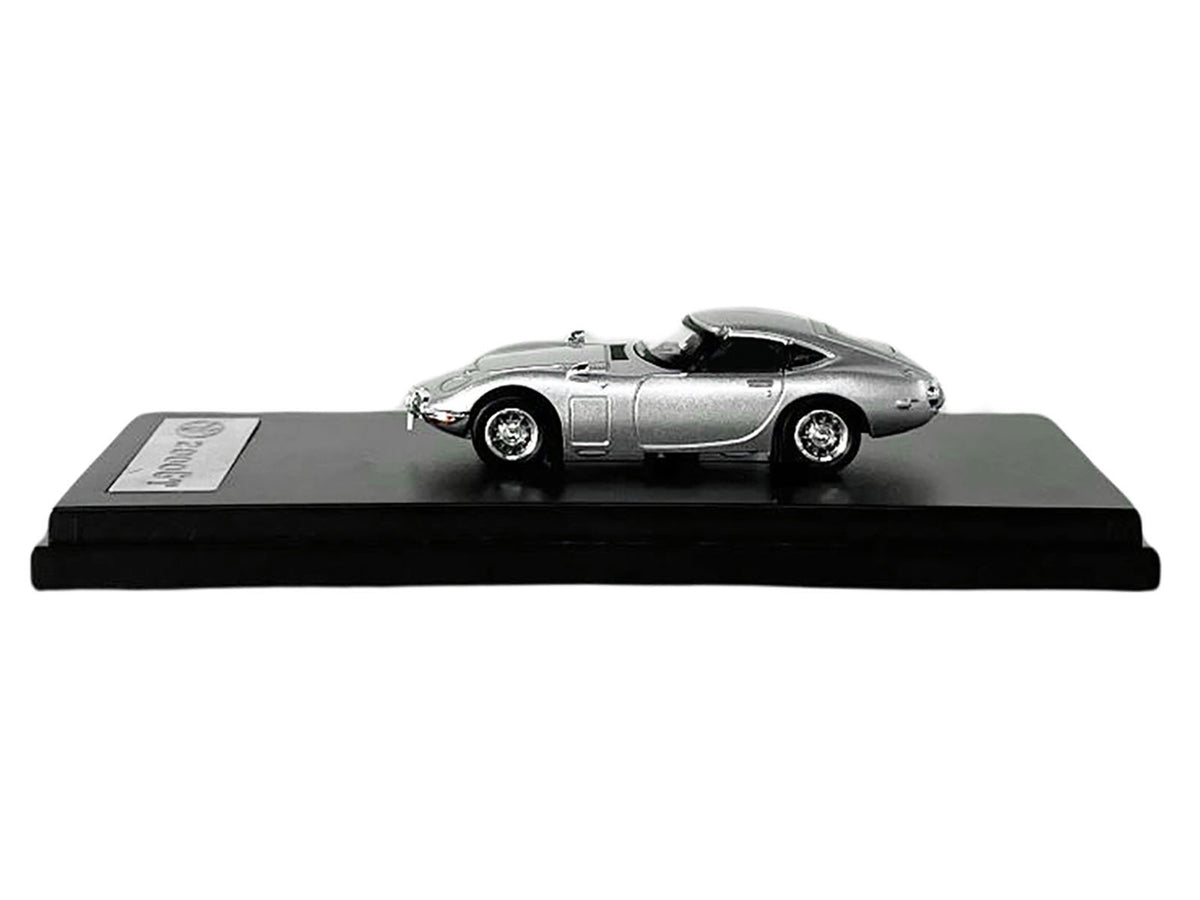 Toyota 2000GT RHD (Right Hand Drive) Silver Metallic 1/64 Diecast Model Car