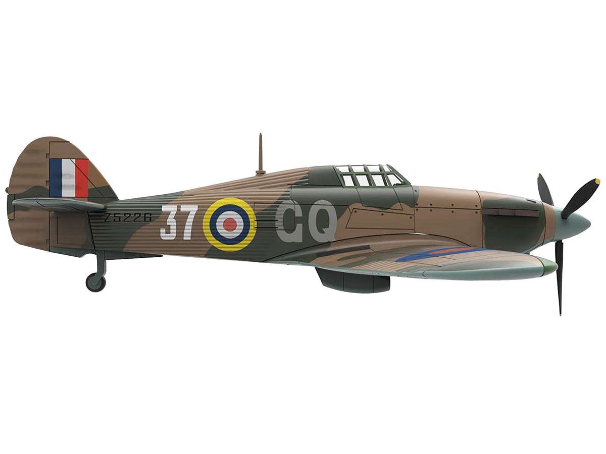 Hawker Hurricane Mk.IIB Aircraft "No. 134 Squadron 151 Wing Vaenga USSR" (1941) British Royal Air Force "Planes of World War II" Series 1/72 Diecast Model Airplane