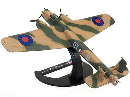 Armstrong Whitworth Whitley Mk.V Bomber Aircraft "No. 102 Squadron RAF Driffield" Royal Air Force (1940) "Planes of World War II" Series 1/144 Diecast Model Airplane