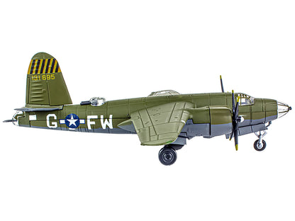 Martin B-26B Marauder Bomber Aircraft "QQQQ 556th Bomb Squadron 387th Bomb Group" United States Army Air Forces (1943) "Planes of World War II" Series 1/144 Diecast Model Airplane