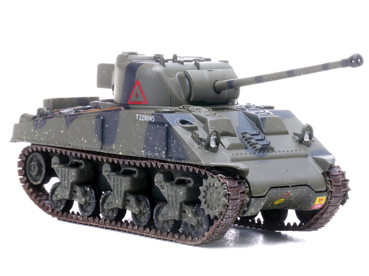 Sherman Firefly Mk.VC Medium Tank "A Squadron 4th/7th Royal Dragoon Guards 8th Armoured Brigade Normandy" (1944) British Army 1/72 Diecast Model