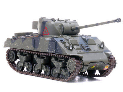 Sherman Firefly Mk.VC Medium Tank "A Squadron 4th/7th Royal Dragoon Guards 8th Armoured Brigade Normandy" (1944) British Army 1/72 Diecast Model
