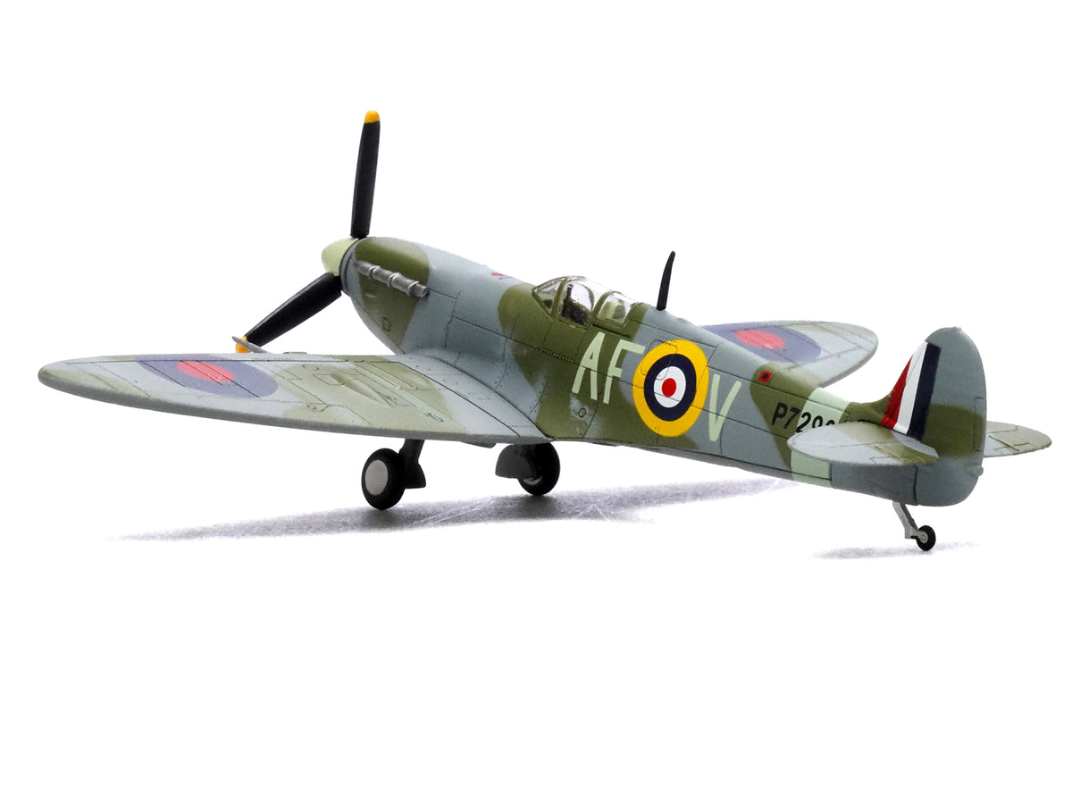 Supermarine Spitfire Mk IIa Fighter Aircraft "P7290 Air Fighting Development Unit RAF Duxford" (1942) Royal Air Force 1/72 Diecast Model