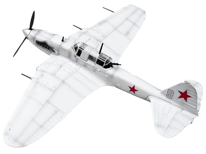 Ilyushin IL-2 Shturmovik Aircraft White "3rd Squadron 505th Air Assault Regiment 226th Air Assault Division Battle of Stalingrad" (1942) Soviet Air Force 1/72 Diecast Model Airplane