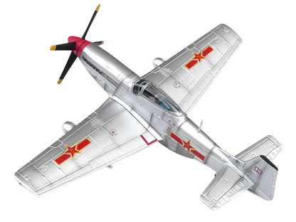 North American P-51D Mustang Aircraft "Captured from Chinese Nationalist Forces Chinese People's Revolution Military Museum" People's Liberation Army Air Force 1/72 Diecast Model Airplane
