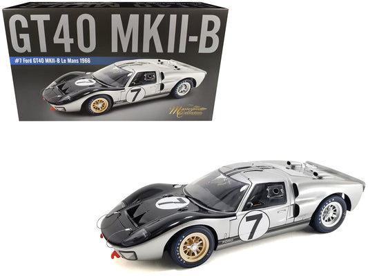 Ford GT40 MKII-B #7 Graham Hill - Brian Muir "Alan Mann Racing" "24 Hours of Le Mans" (1966) "Masterpiece Collection" 1/12 Diecast Model Car