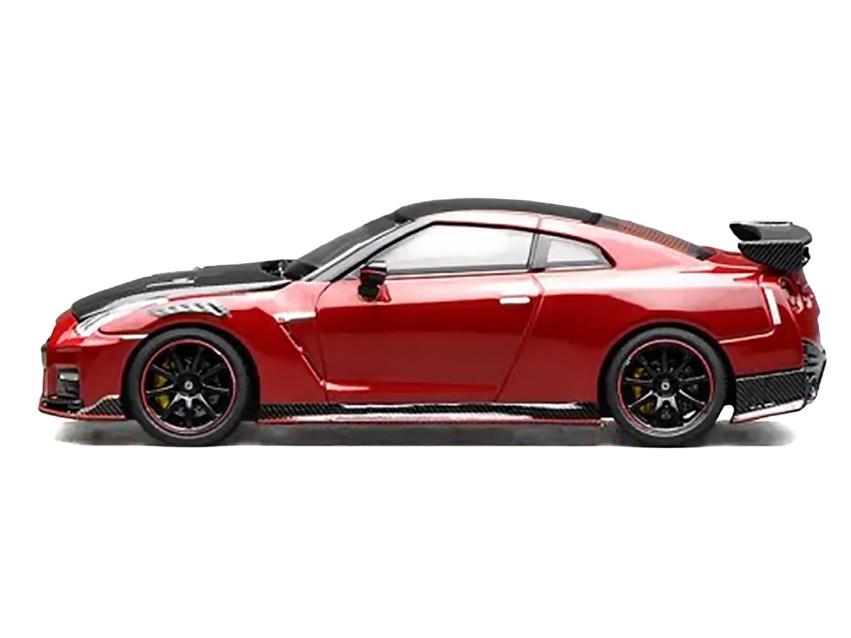 2022 Nissan GT-R Nismo (R35) RHD (Right Hand Drive) Vibrant Red with Carbon Hood and Top "Senior 64" Series 1/64 Diecast Model Car