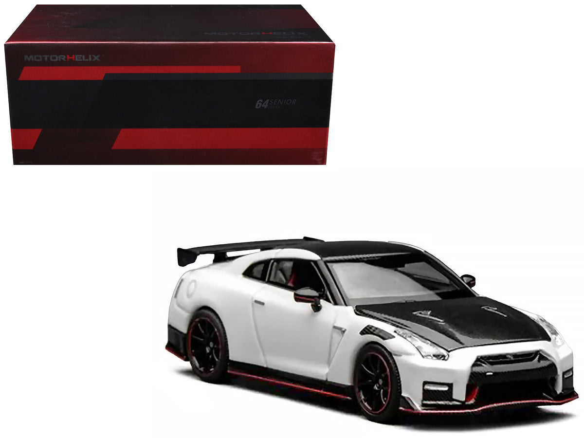 2022 Nissan GT-R Nismo (R35) RHD (Right Hand Drive) Brilliant White Pearl with Carbon Hood and Top "Senior 64" Series 1/64 Diecast Model Car