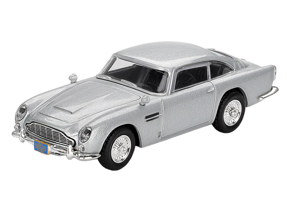 Aston Martin DB5 Birch Silver Metallic 007 James Bond "Casino Royale" (2006) Movie Limited Edition 1/64 Diecast Model Car