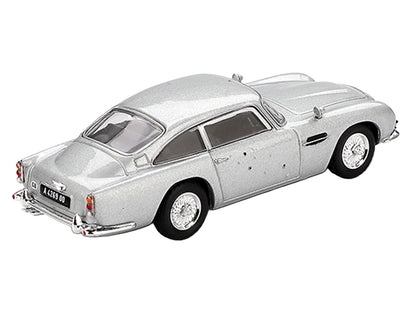 Aston Martin DB5 RHD (Right Hand Drive) Birch Silver Metallic (Damaged) 007 James Bond "Skyfall" (2012) Movie Limited Edition 1/64 Diecast Model Car