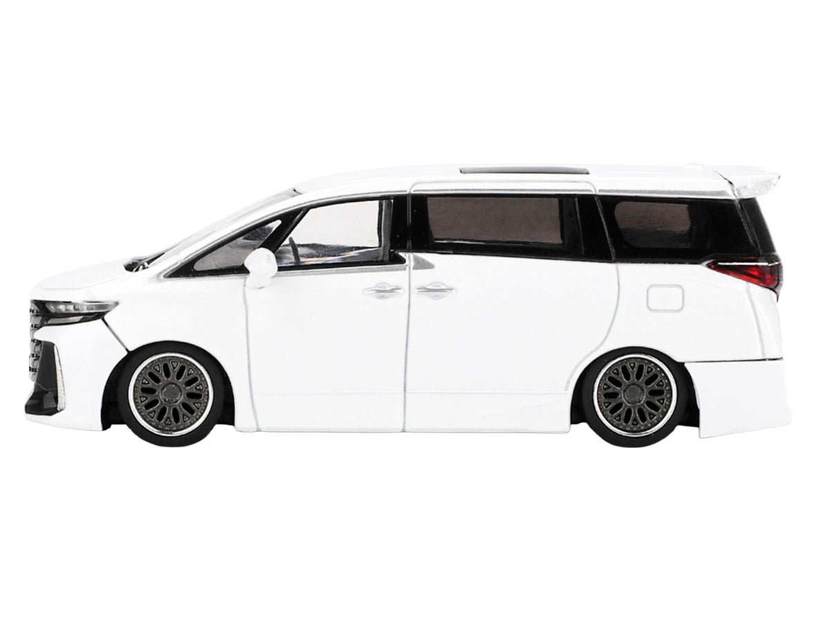 Toyota Vellfire 40 KUHL Van White Metallic Limited Edition 1/64 Die Cast Model Car