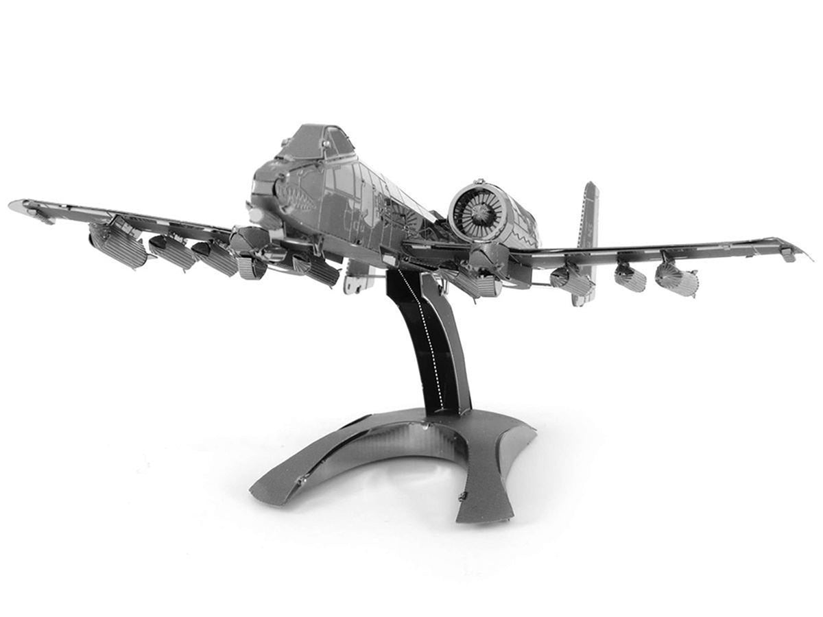 Model Kit Fairchild Republic A-10 Thunderbolt II "Warthog" Attack Aircraft (Moderate Difficulty) Steel Model