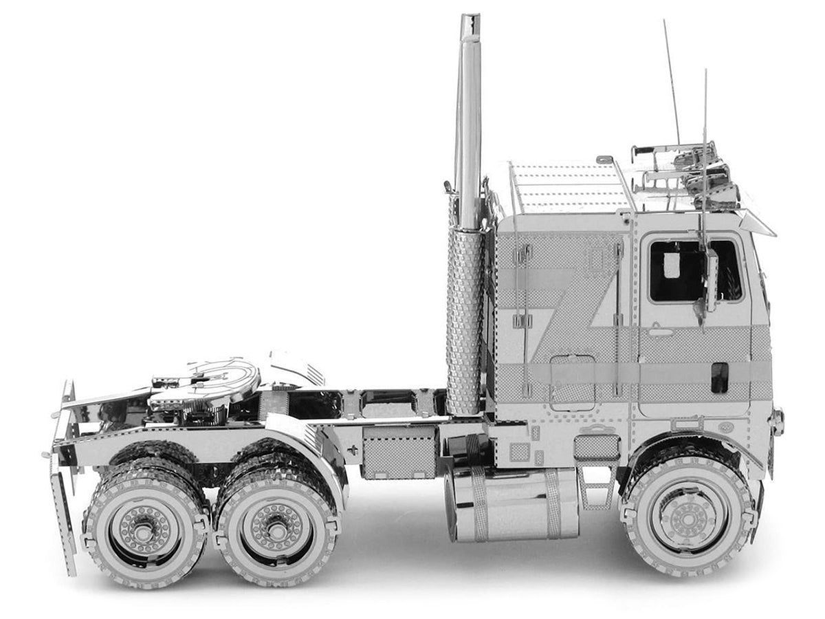 Model Kit Freightliner COE Truck (Challenging Difficulty) Steel Model