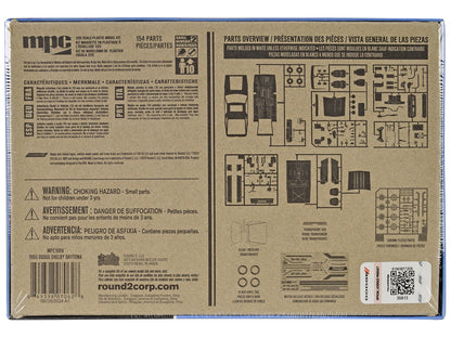 Skill 2 Model Kit 1988 Dodge Shelby Daytona Z 2-in-1 Kit 1/25 Scale Model