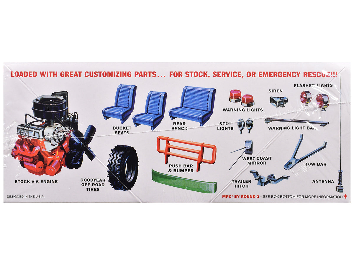Skill 2 Model Kit 1972 Jeep Jeepster Commando 1/25 Scale Model