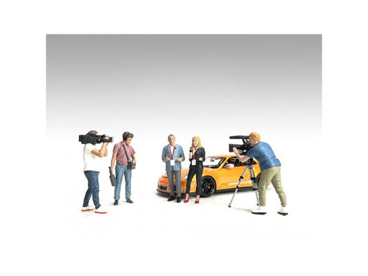 "On-Air" 6 piece Figures and Accessory Set for 1/24 Scale Models
