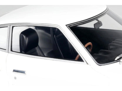 2015 Nissan PANDEM Fairlady Z RHD (Right Hand Drive) White Limited Edition to 2000 pieces Worldwide 1/18 Model Car