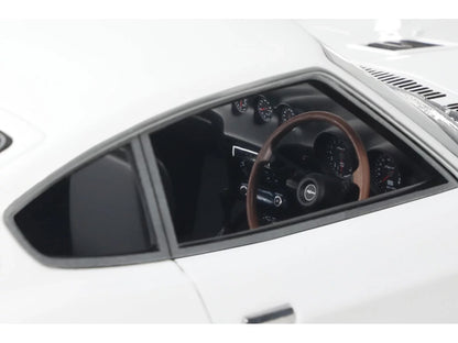 2015 Nissan PANDEM Fairlady Z RHD (Right Hand Drive) White Limited Edition to 2000 pieces Worldwide 1/18 Model Car