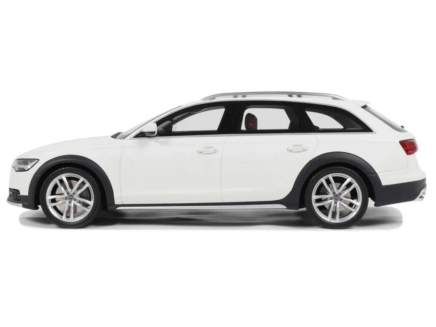 2015 Audi C7 All Road Ibis White 1/18 Model Car