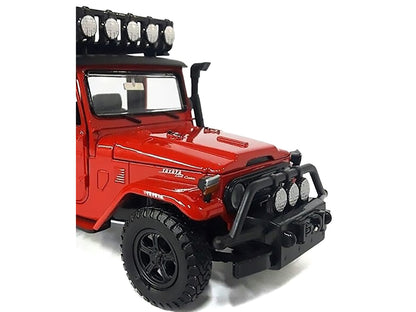 Toyota FJ40 Land Cruiser Red "4x4 Overlanders" Series 1/24 Diecast Model Car