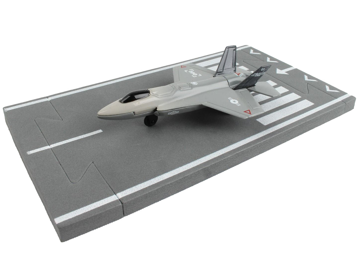Lockheed Martin F-35 Lightning II Aircraft Gray "Joint Strike Fighter" with Runway Section Diecast Model Airplane