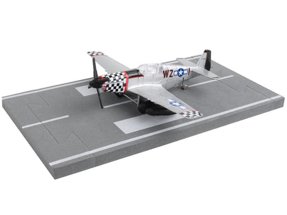 North American P-51 Mustang Fighter Aircraft Silver Metallic "United States Army Air Force" with Runway Section Diecast Model Airplane