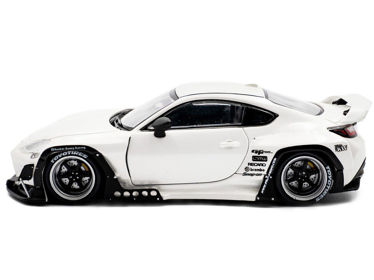 2022 Toyota Pandem GR86 White Metallic 1/43 Diecast Model Car