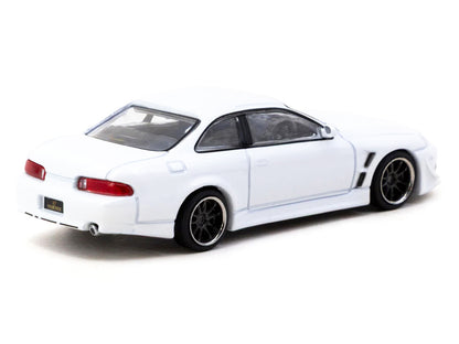 Toyota VERTEX Soarer JZZ30 RHD (Right Hand Drive) White Metallic "Global64" Series 1/64 Diecast Model Car