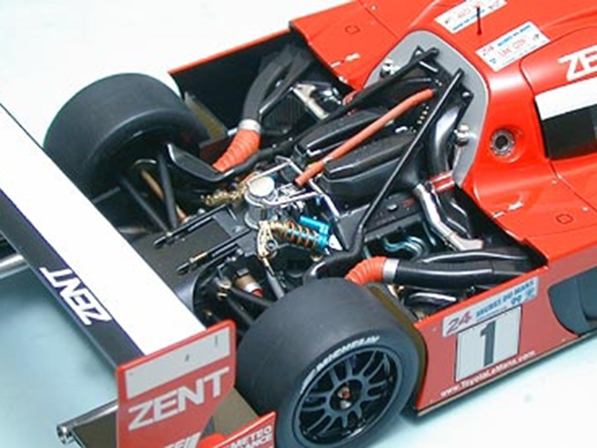 Model Kit Toyota GT-One TS020 "24 Hours of Le Mans" (1999) 1/24 Scale Model