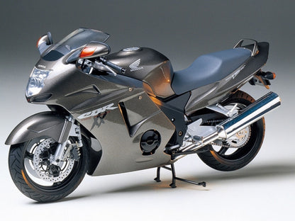 Model Kit Honda CBR 1100XX Motorcycle 1/12 Scale Model