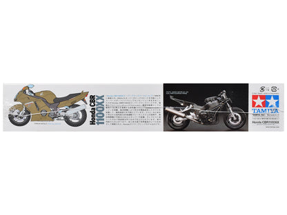 Model Kit Honda CBR 1100XX Motorcycle 1/12 Scale Model