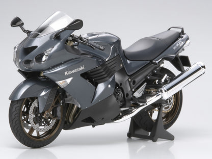 Model Kit Kawasaki ZZR 1400 Motorcycle 1/12 Scale Model