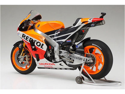 Model Kit Honda RC213V Motorcycle #93 Marc Marquez "Repsol Honda" Winner "Moto GP Championship" (2014) 1/12 Scale Model
