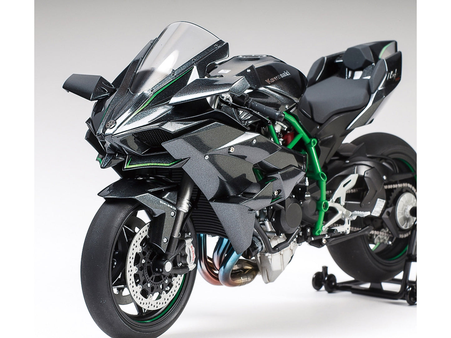 Model Kit Kawasaki Ninja H2R Motorcycle 1/12 Scale Model