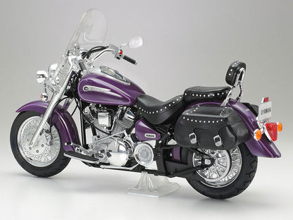 Model Kit Yamaha XV1600 RoadStar Custom Motorcycle 1/12 Scale Model