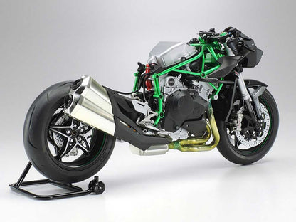 Model Kit Kawasaki Ninja H2 Carbon Motorcycle 1/12 Scale Model
