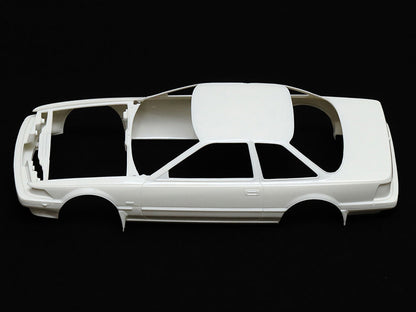 Model Kit Toyota Soarer 3.0 GT RHD (Right Hand Drive) 1/24 Scale Model