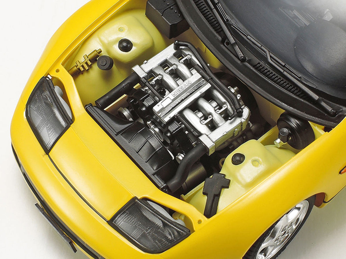 Model Kit Nissan Fairlady 300ZX Turbo 1/24 Scale Model