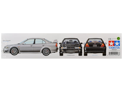 Model Kit Mitsubishi Lancer Evolution VI 1/24 Scale Model